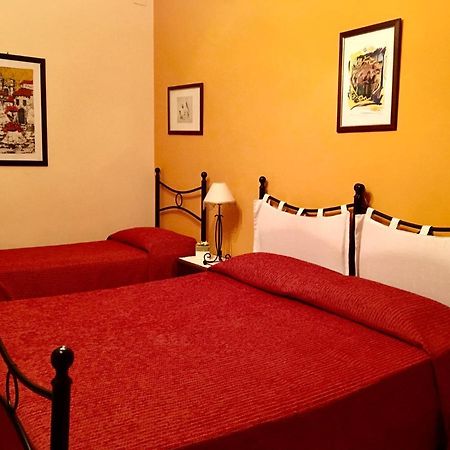 A Casa Di Mamma Hotel Milazzo Ngoại thất bức ảnh